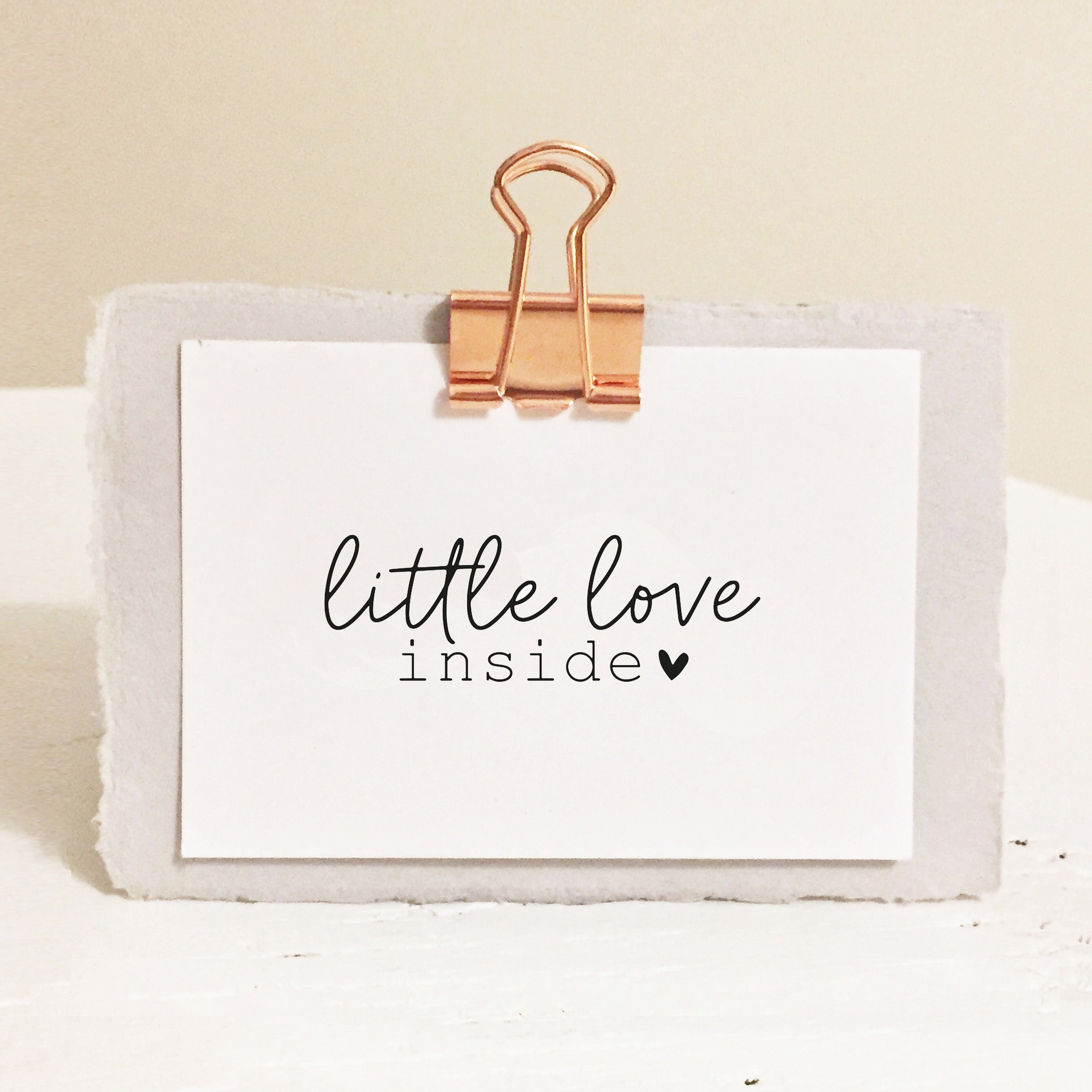 Stempel "little love inside", Holzstempel für Geschenke und zum Karten gestalten