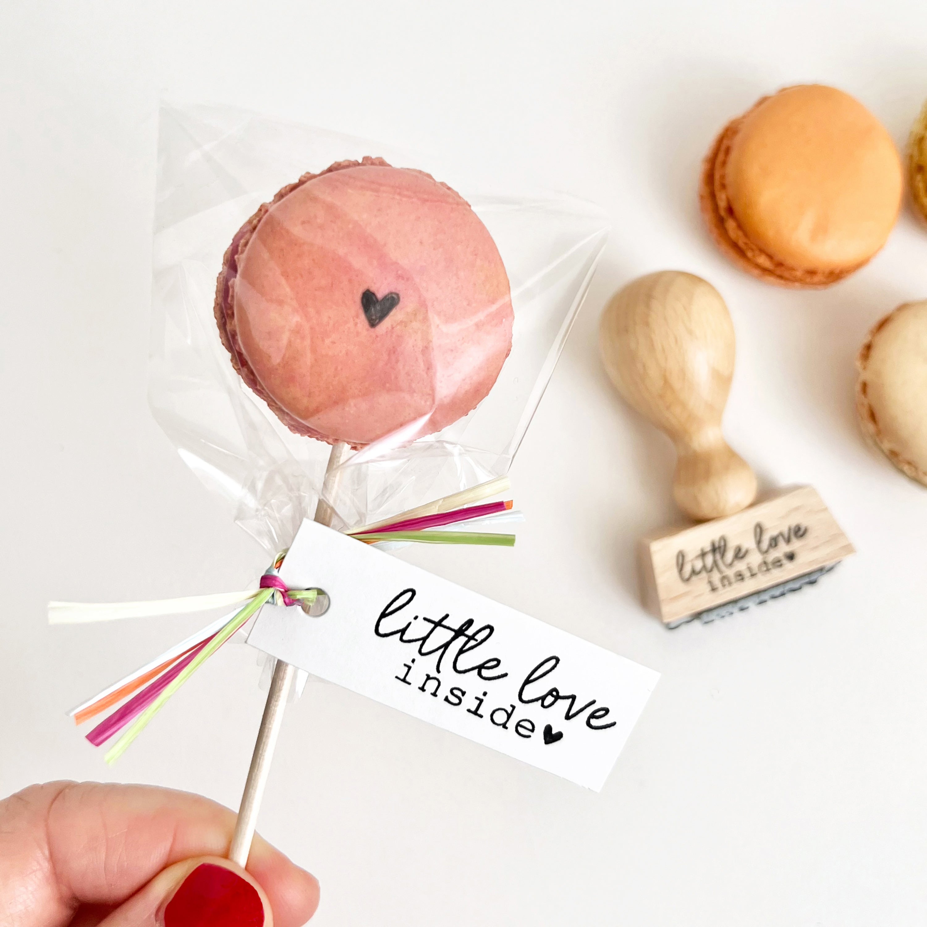Stempel "little love inside", Holzstempel für Geschenke und zum Karten gestalten