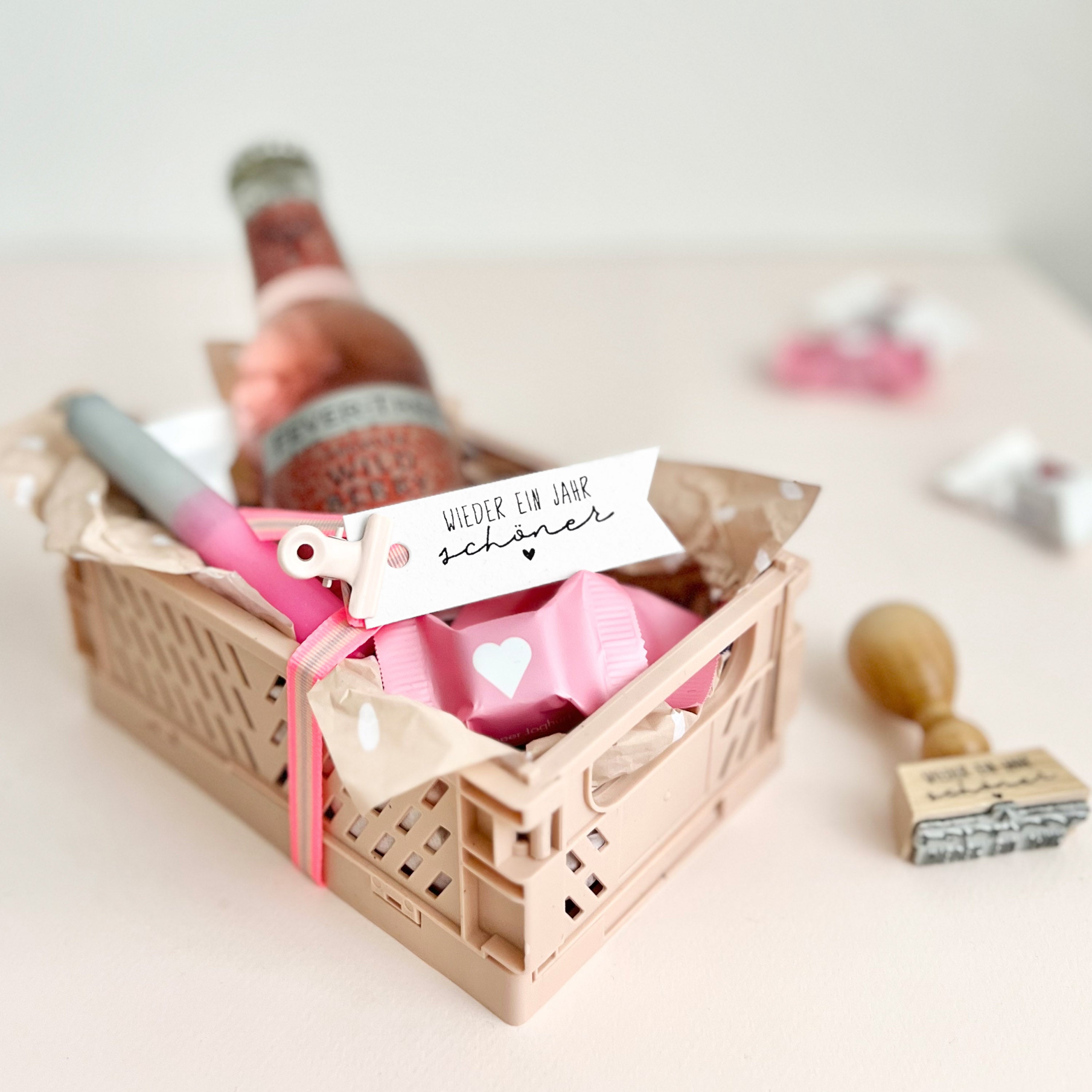 Stempel mit Text "wieder ein Jahr schöner", Stempel Geburtstag, Stempel DIY Geburtstagskarte, Geschenk für Freundin, Mitbringsel Geburtstag