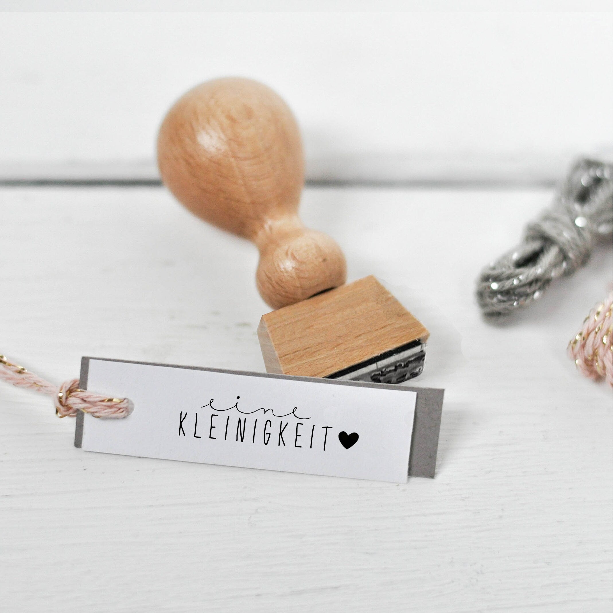 Stempel "eine Kleinigkeit" mit Herz, Stempel Geschenk, Stempel Hochzeit
