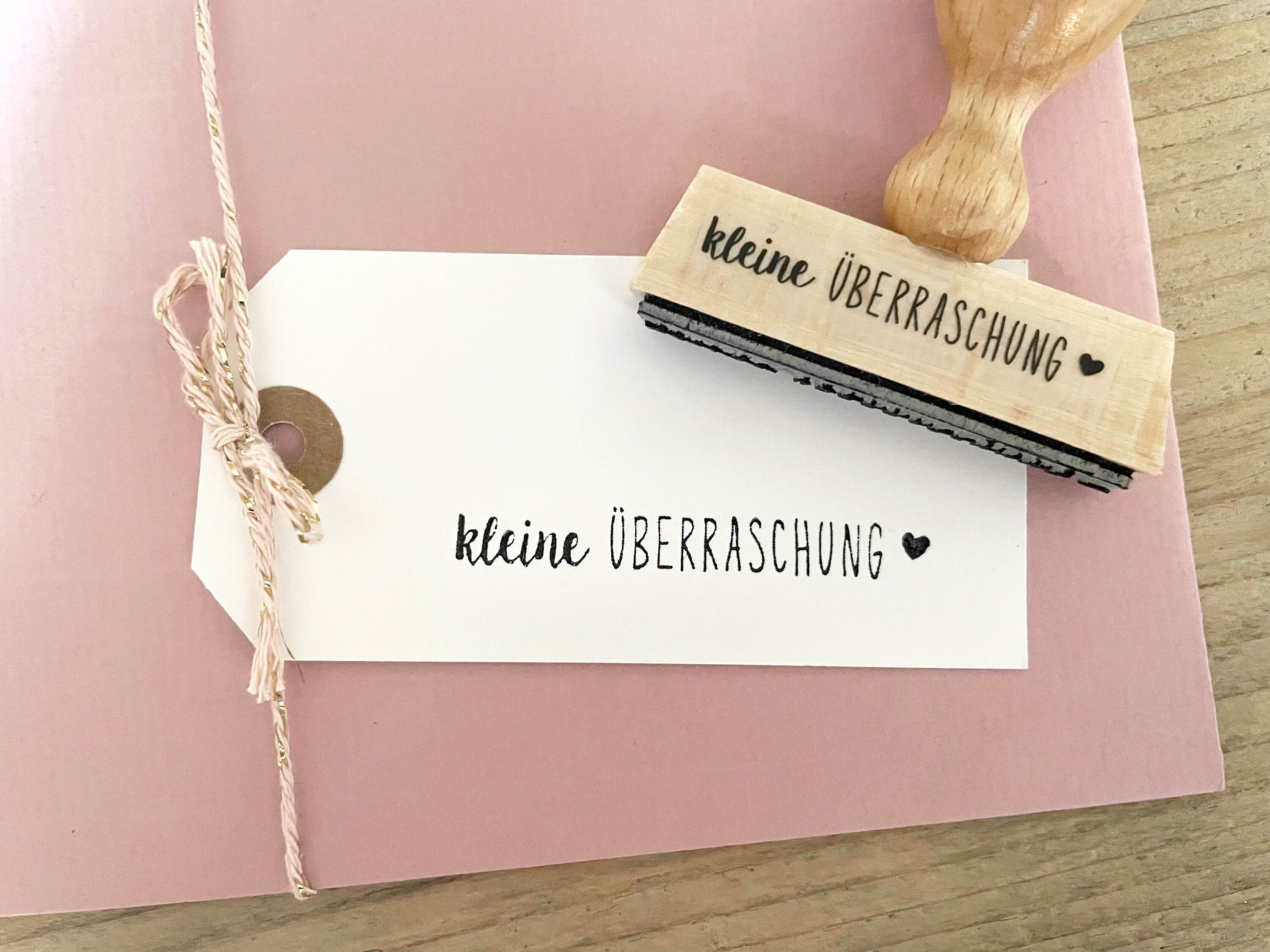 Stempel "kleine Überraschung" mit Herz, Stempel Geschenk