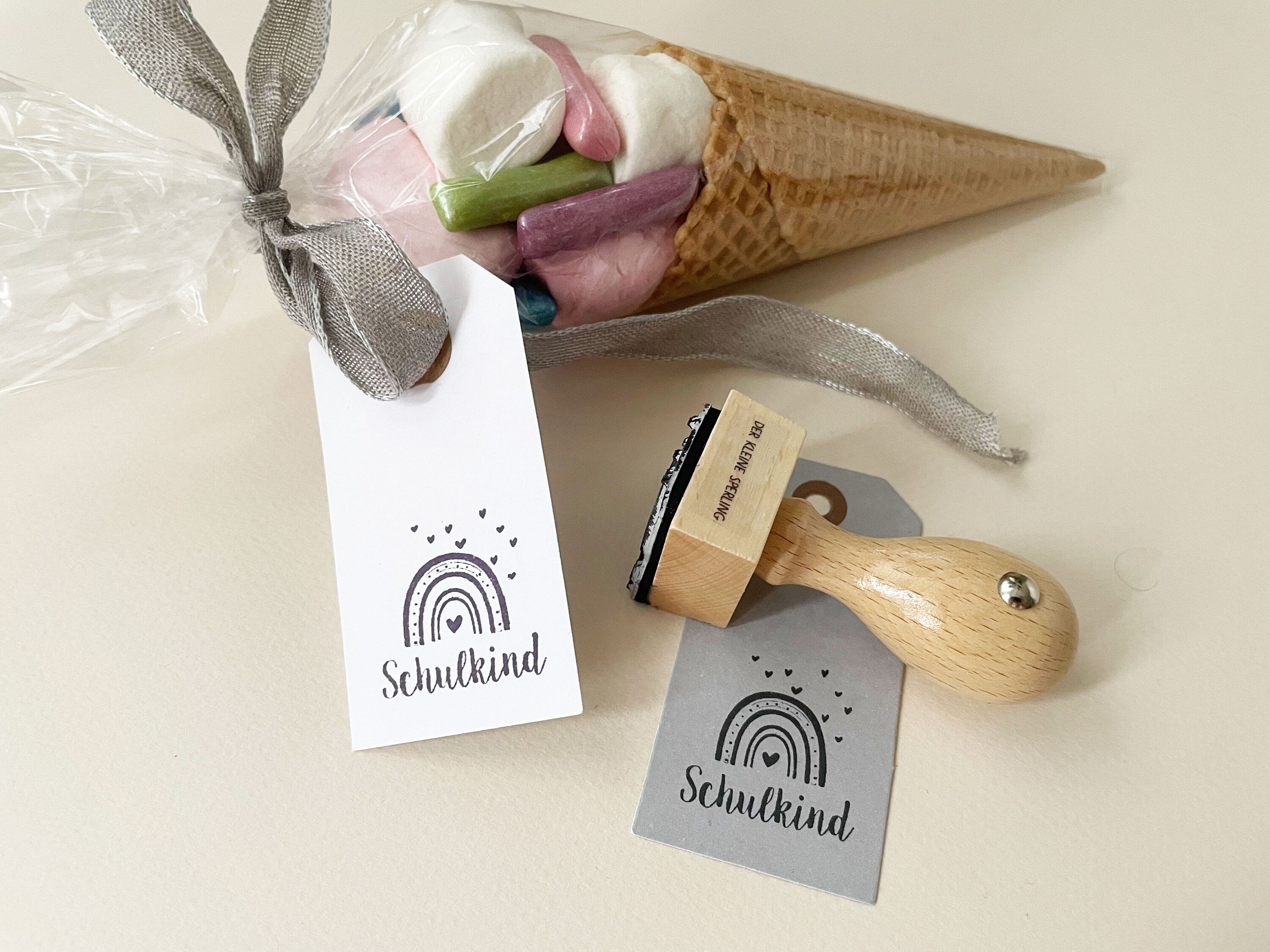 Stempel SCHULKIND Regenbogen, Schultüte, Stempel Schulanfang