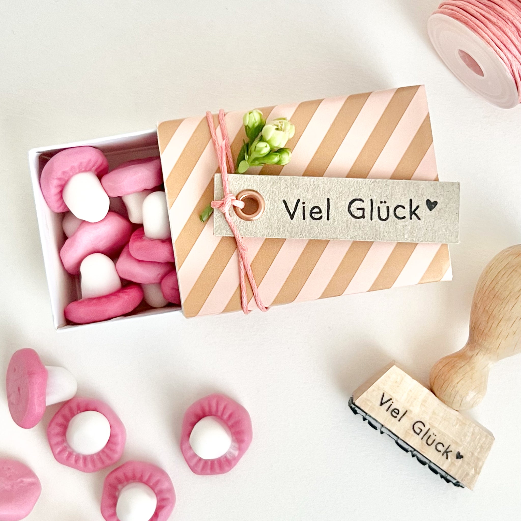 Stempel "Viel Glück" mit Herz, Stempel Geschenk, Stempel Geburtstag