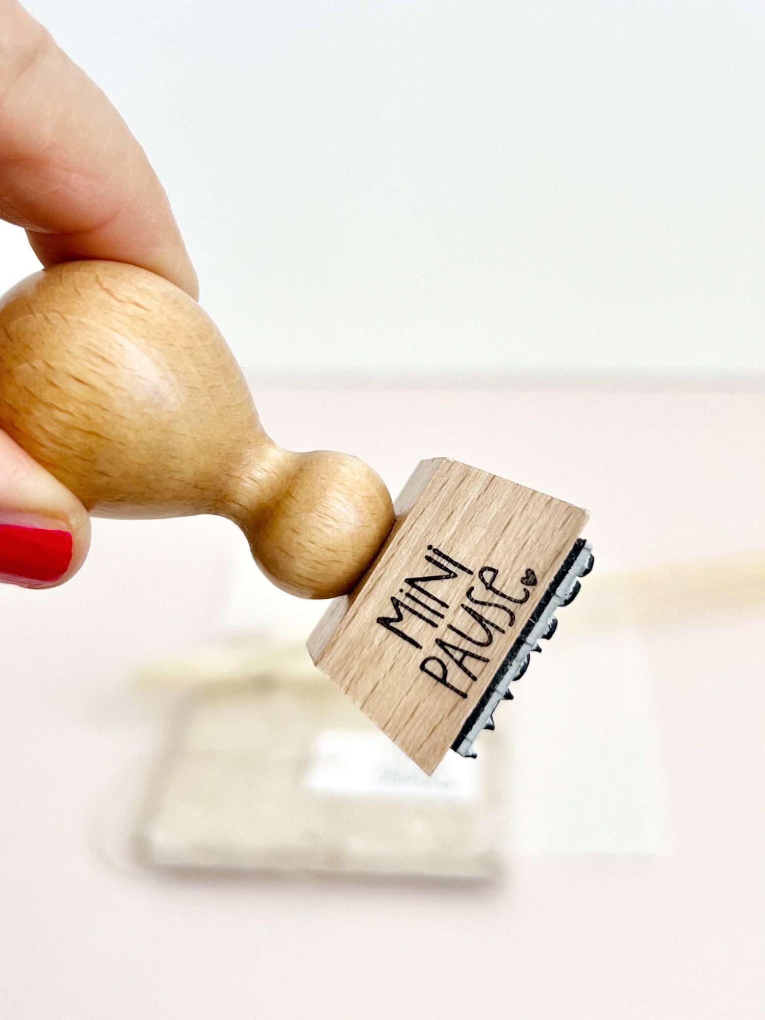 Stempel „Mini Pause“ | DIY Holzstempel für Geschenke | Mitbringsel kleine Auszeit