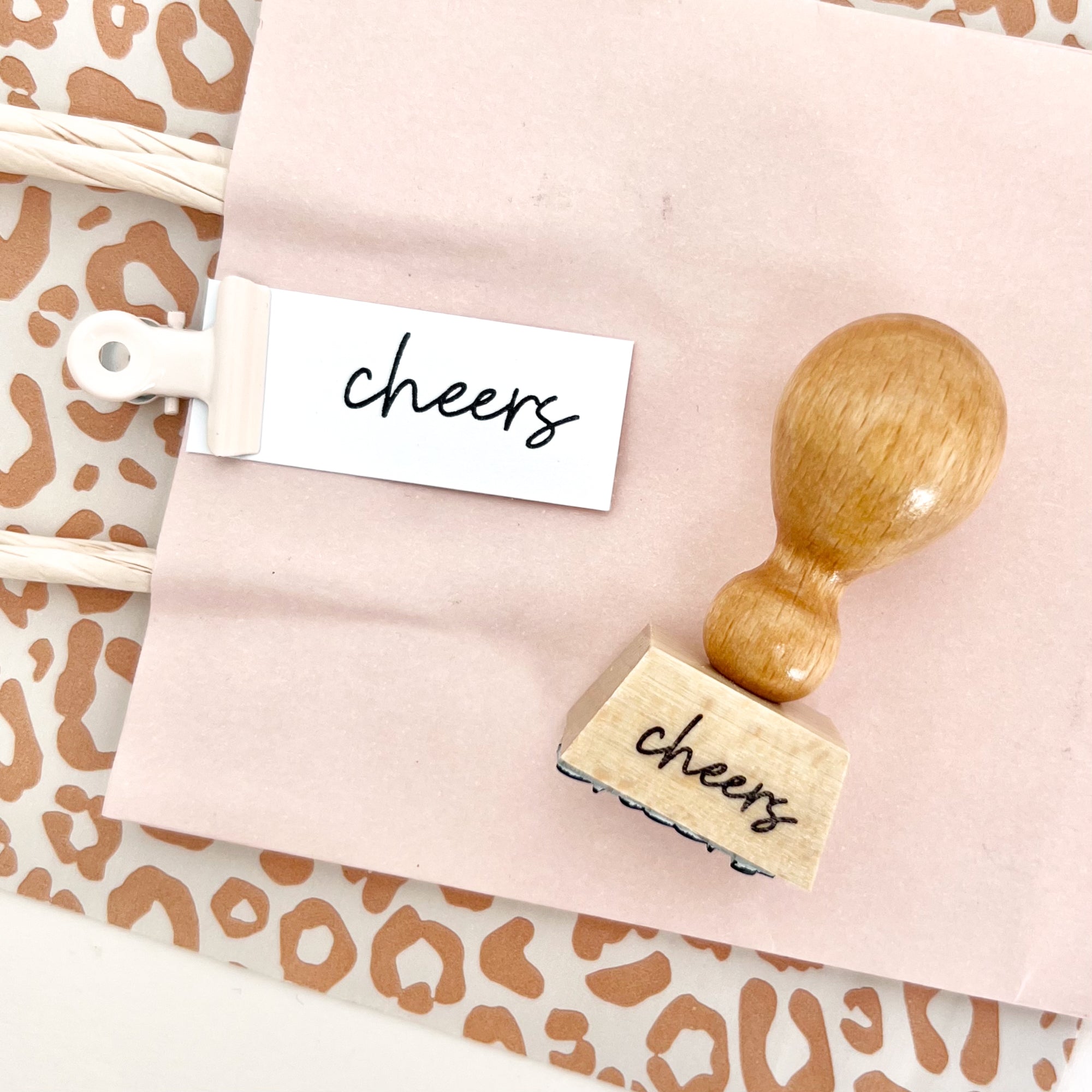 Stempel cheers | Textstempel für Mitbringsel